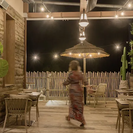 מלון Casa Coco Boutique & 4*s - Adults Only